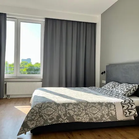 K22 Slawinska 503 Sun-city Apartment *